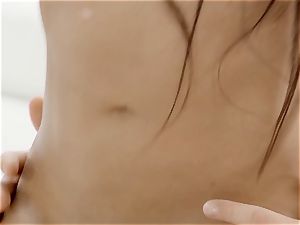 THE white BOXXX - spunky Italian babe gets booty plumbed